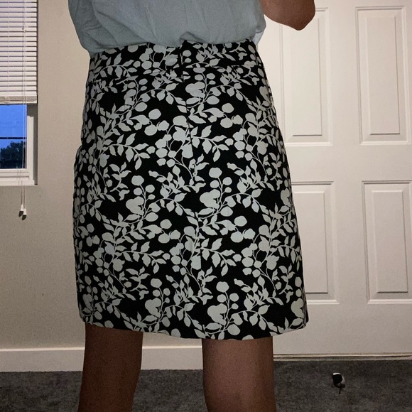 Loft Pencil Skirt - Picture 3 of 3